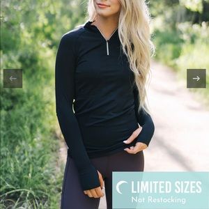 Zyia 1/4 zip up. Black NWT